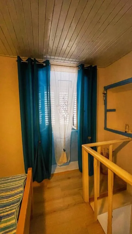 Guesthouse Porto Cres Casa vacanze